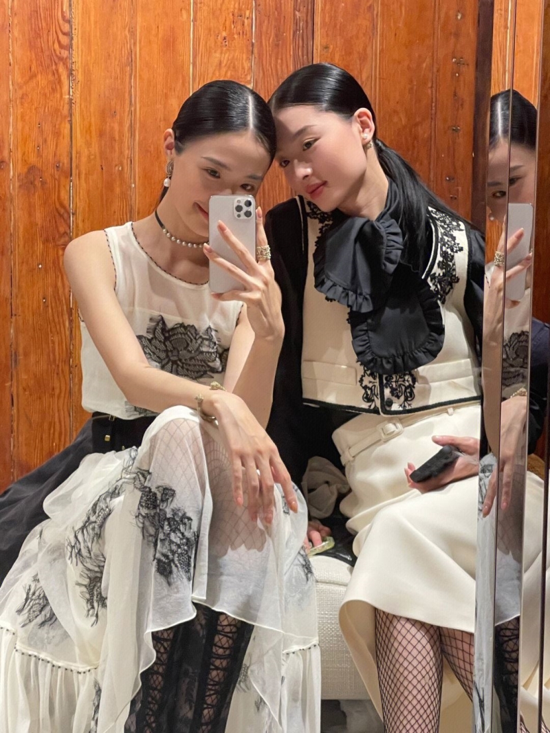 chr1st1an D10r earrings